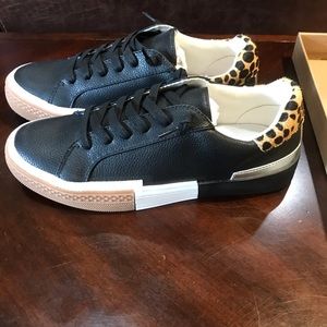 Steve Madden Embark sneakers